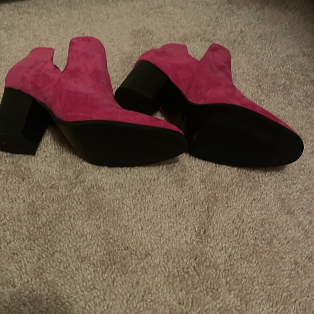 Pink booties - Picture 4 of 4